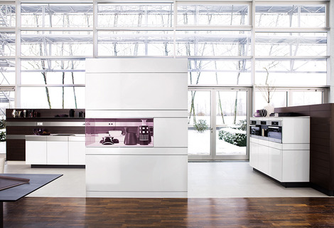 the kitchen communicates with environment bringing the room to life